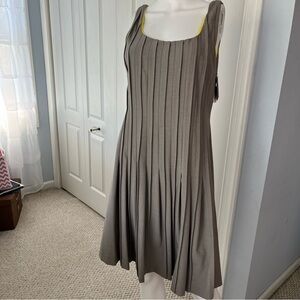 NEW Marc New York Andrew Marc Elegant Gray Pleated Dress yellow lining size 12
